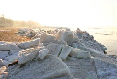 Глыбы льда. Азовское море