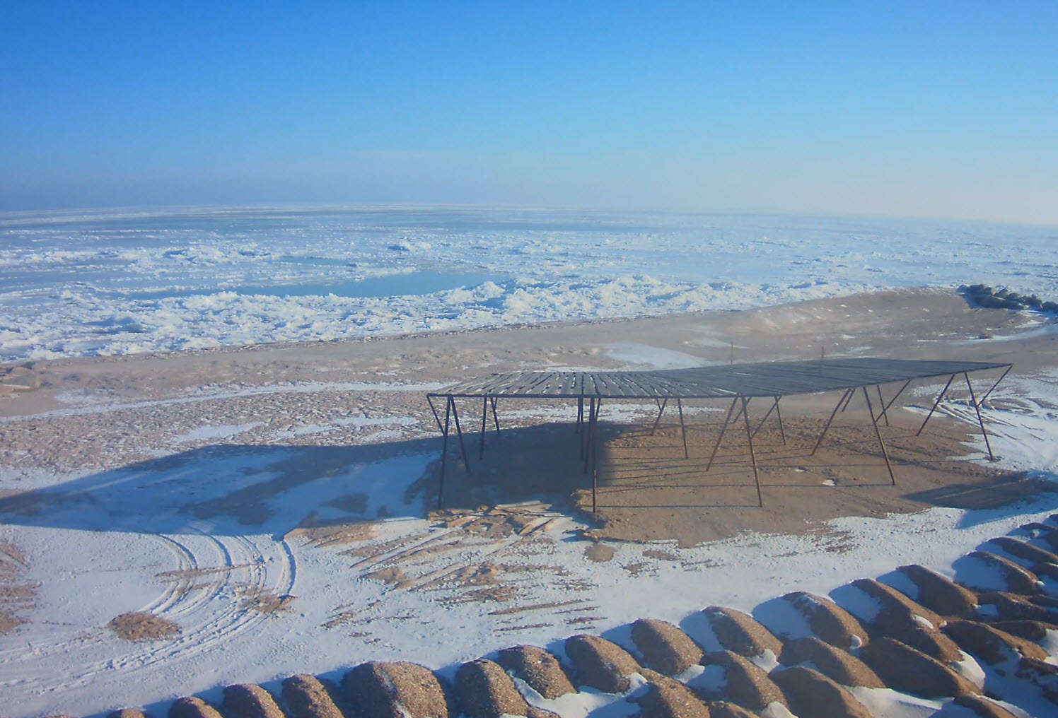 Замёрзло Азовское Море!