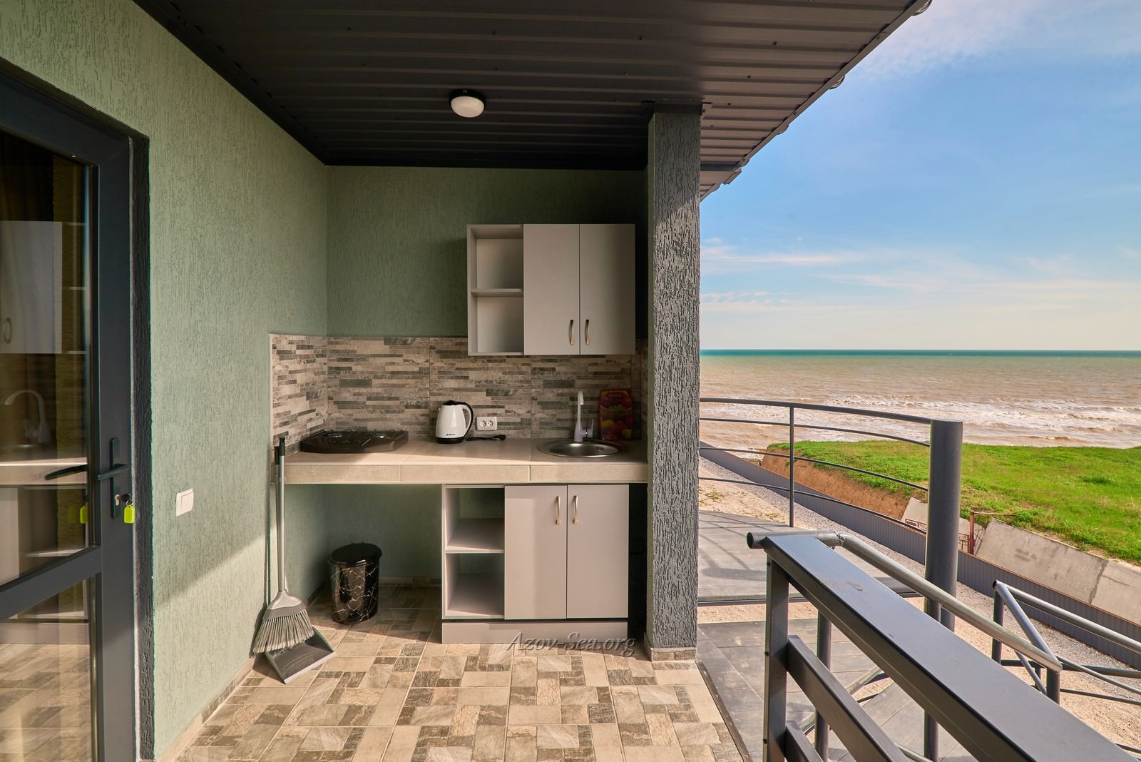 Пансионат Авеню. Степановка Первая. Отдых на Азовском море.