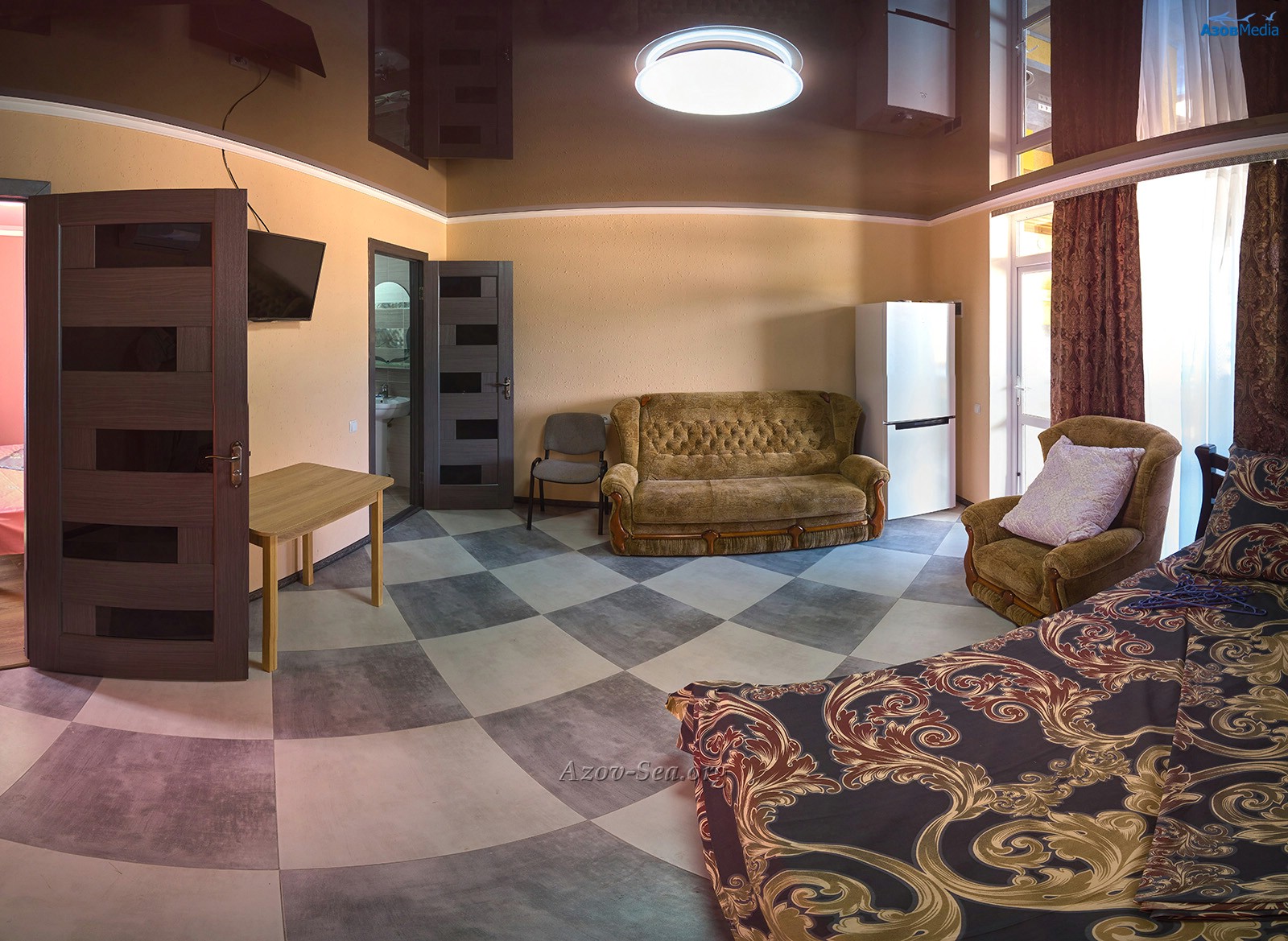 Пансионат Бригантина. Номер 1. Двухкомнатный люкс. Степановка Первая.