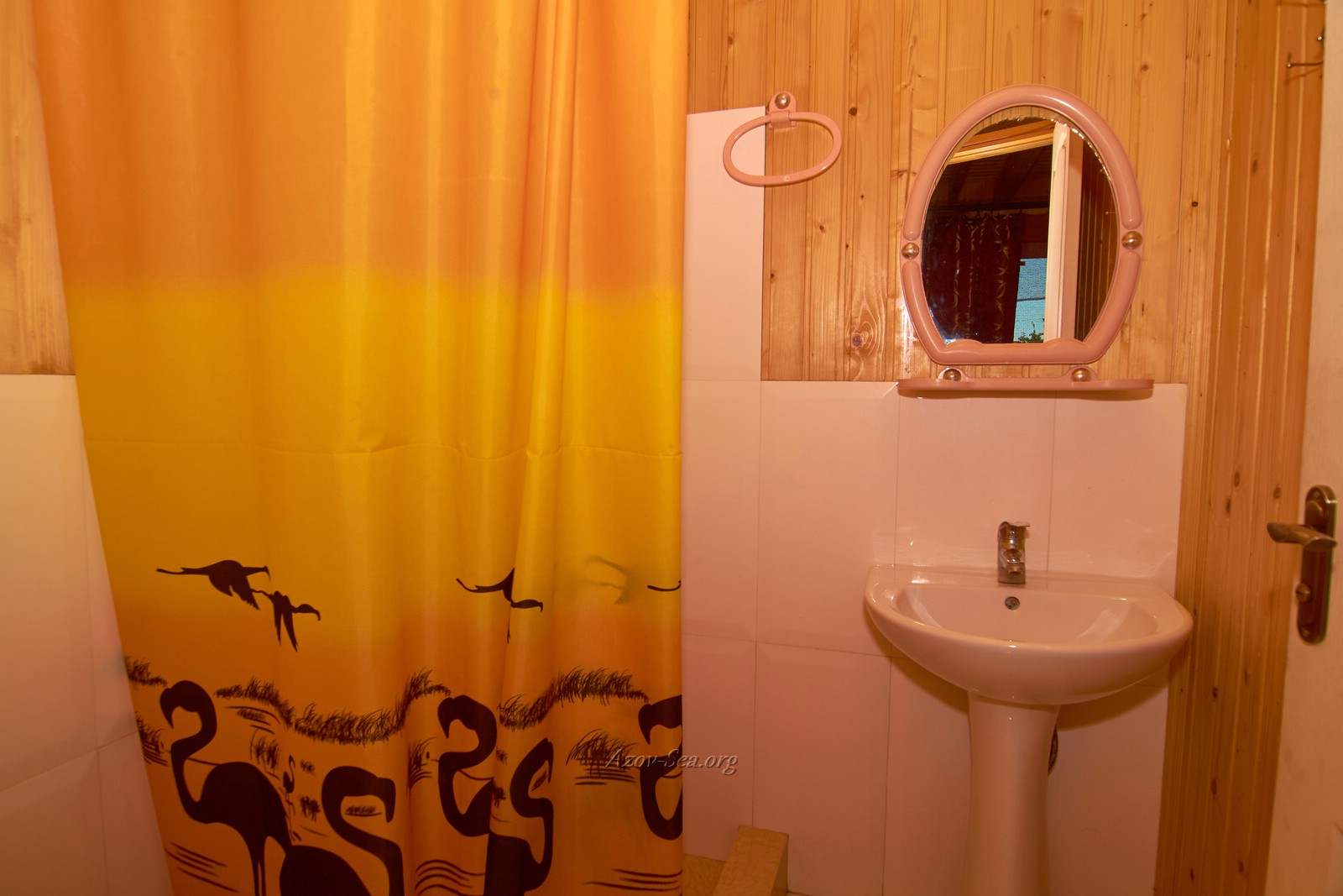 Сруб 3х-4х местный. Номер люкс. Солнечная. Степановка Первая.