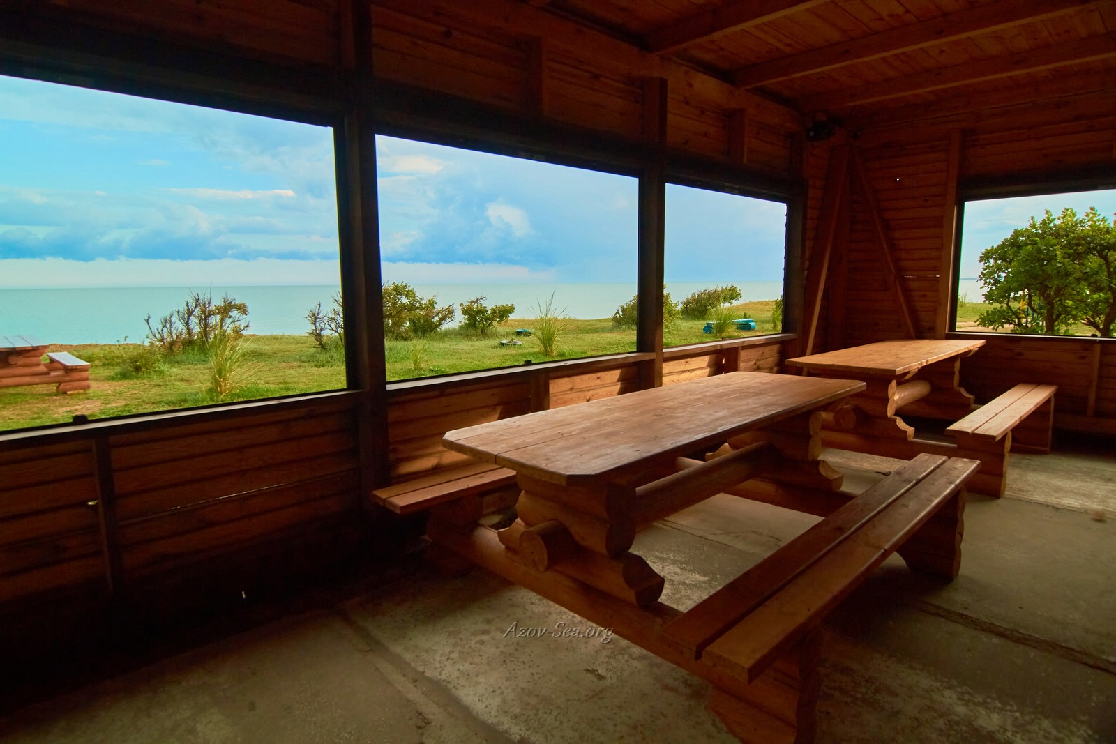 Кафе-Бар Солнечная. Степановка Первая.